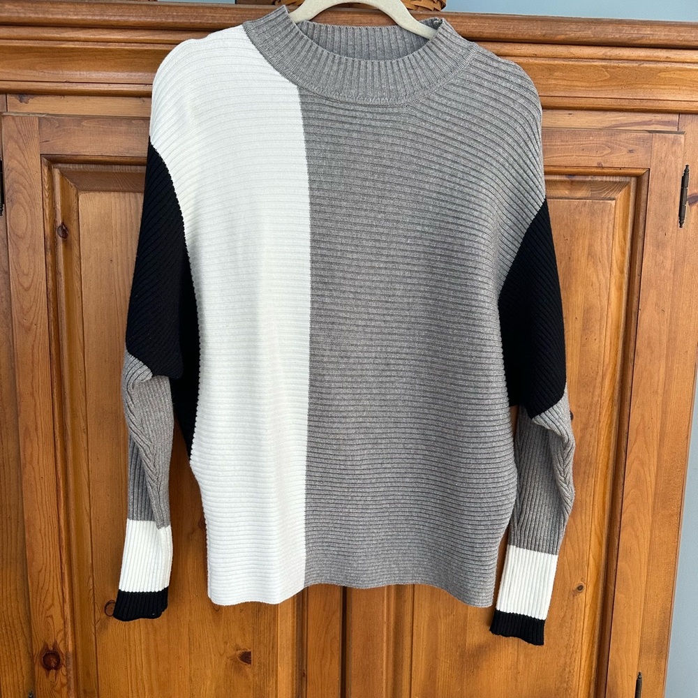 Colorblock Sweater in Black, Gray, and White